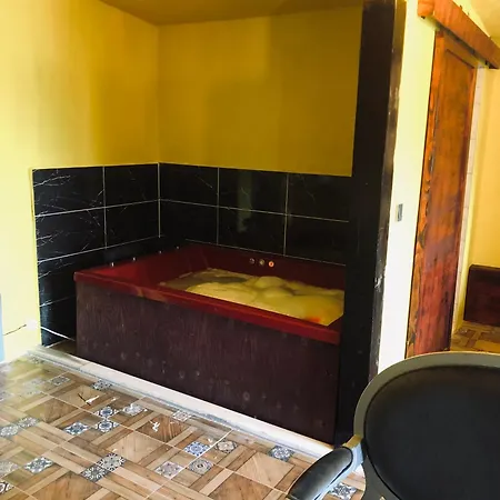 Dag Evi ,2 Oda, View, Fireplace Jakuzi,6 Person Sapanca